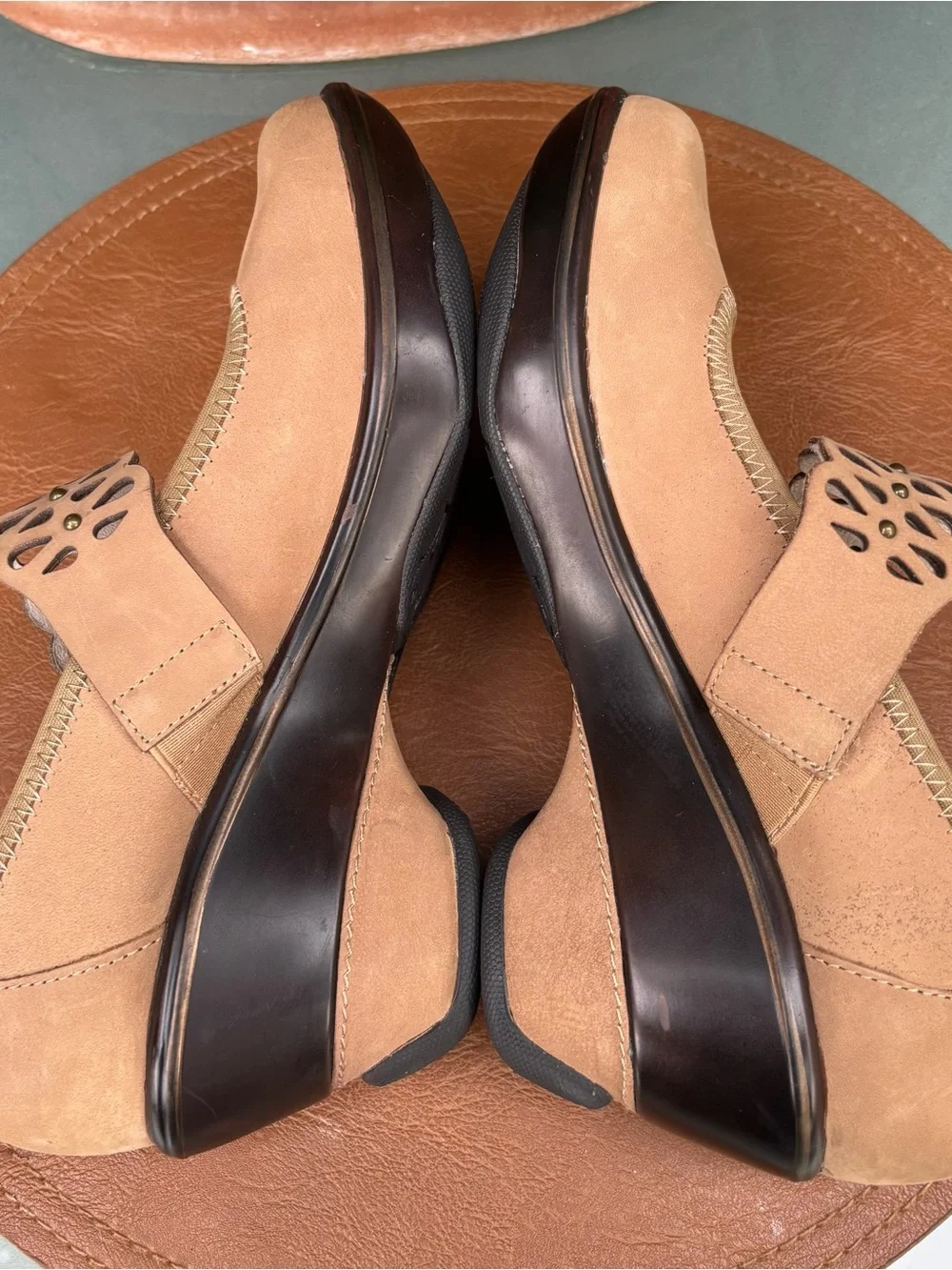 Jambu Wonder Woman Wedge w/Strap